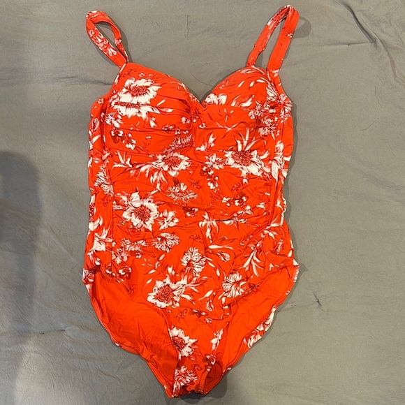 Women’s orange Floral NipTuck Swimwear size 12 like new - Picture 1 of 4